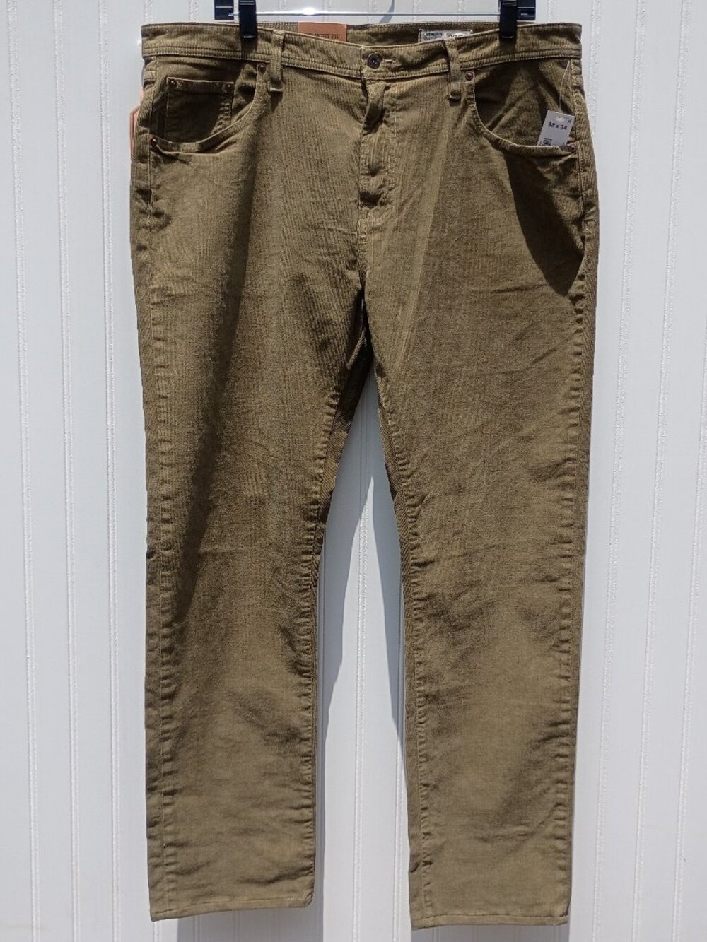 NWT Men's Cremieux Corduroy Pants 38 x 30 Corbin Olive Green Flat Front Straight